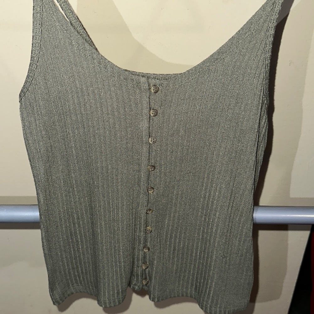 military green tank